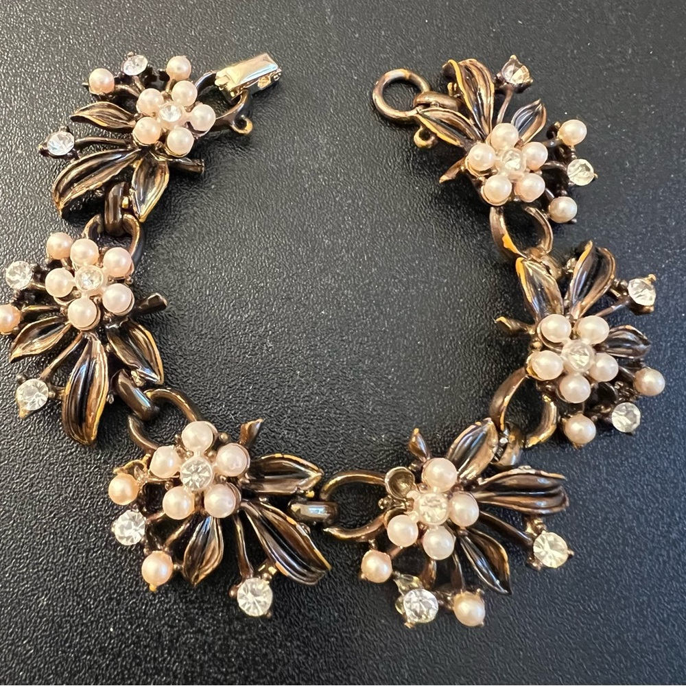 Coro Dimensional Bronze Pearl Vintage Flower Petal Carved Bracelet